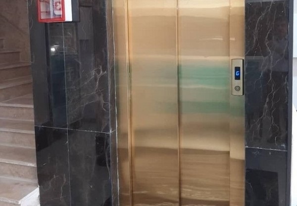 آسانسور طبقات خانه مسافر عمارلو (هتل ۳۵) مشهد